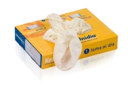 Caja con 15 pares de guantes